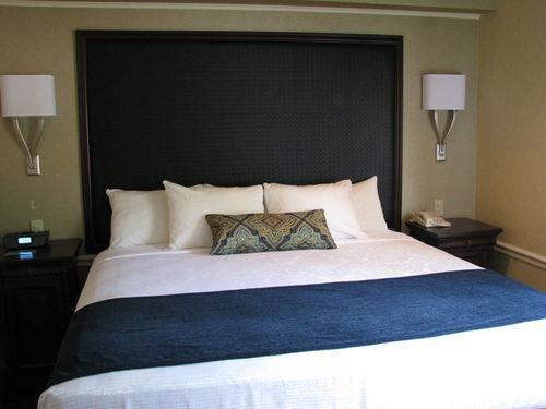 Western Hotel Puyallup